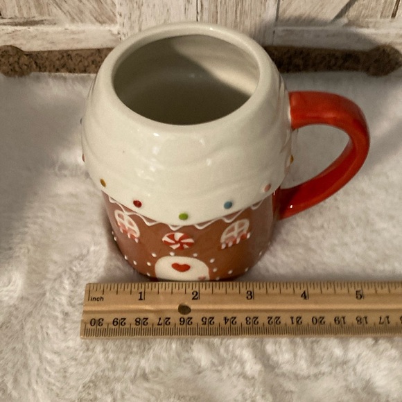 Target 2021 Threshold Gingerbread House Mug - Picture 5 of 5